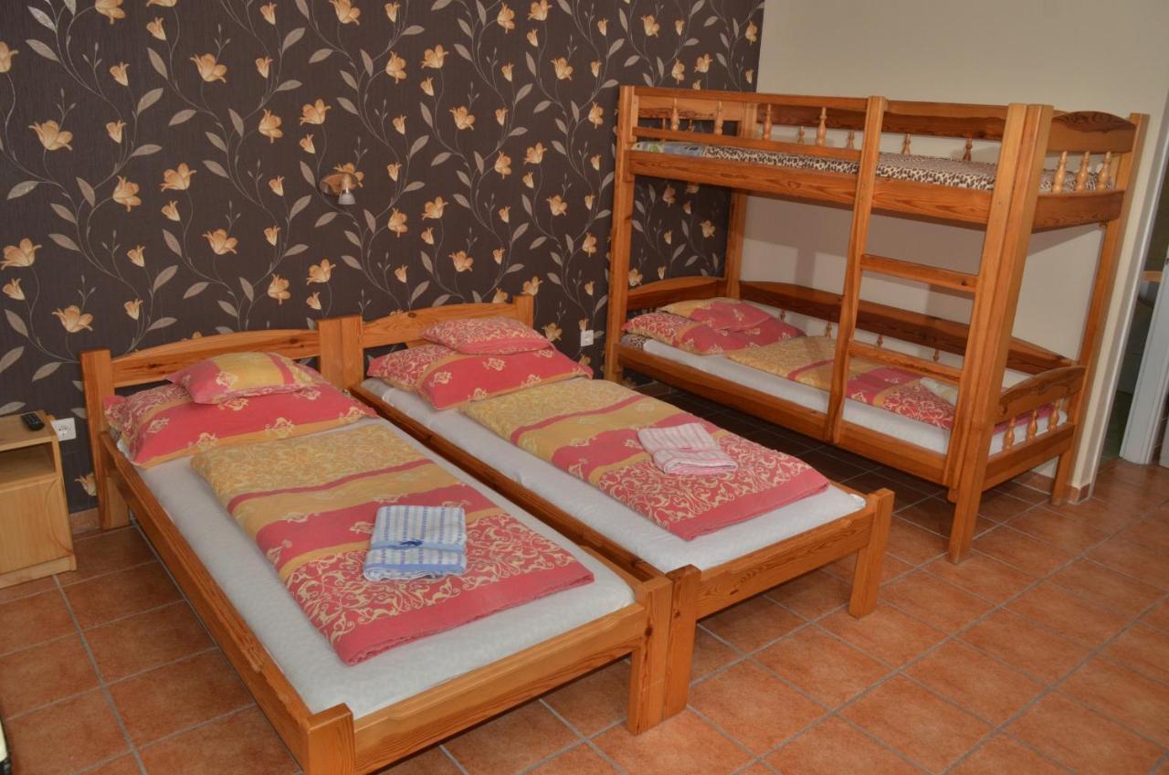 Homokhati Apartman Mórahalom エクステリア 写真